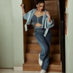 Huma Qureshi Instagram - ‘Tarla ji looking like a snack’ series returns … btw can you guys spot the food element in my outfit today??🍉 #love #gratitude for all the love for the trailer 🙏🏻🥰❤️🍜 Styled by : @sanamratansi Assisted by : @nirikshapoojary_ @sr_styleco Corset - Cider on @nykaafashion Jacket and Pants : @ Footwear : @nakedwolfe Photographer : @mayur_butwani Hair : @rakshandairanimakeupandhair Make up : @ajayvrao721
