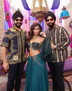 Ileana D'Cruz Instagram - Can’t wait to flaunt our Sab Gazab Diva @ileana_official with @goldkartz_official as we are getting closer to begin the Sab Gazab Adventure! So here’s to a sneak peek from the sab gazab sets. #SabGazab #12thApril2023 @badboyshah @sumeetsinghm @unisysinfosolutions #sagahits #sagamusic #unisys