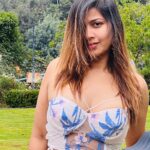 Inaya Sultana Instagram - I'm not trying to be sexy. #cute #girl #nature #photo #picoftheday #happy #smile #bhfyp #life #hair #me #myself Savoy - IHCL SeleQtions