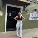 Inaya Sultana Instagram – Summer vacation 

Pc credits @keerthivijender02 

#summervibes #streetphotography #goanstreetbite #trips #valentina #instagood #theweekoninstagram