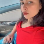Inaya Sultana Instagram - If u wanna run away with me 🤪 . . . . . #instafashion #reelsindia #viralreels #selfloveisthebestlove #explorepage #blogger #sexylooks #eyelook