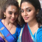 Iniya Instagram - Feeling blessed 😊 @swatitharah #temple #templejewellery #temples #templesofindia #templejewelry #templephotography #templesquare #templecity #templeofheaven