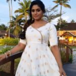 Iniya Instagram – മലയാളി മങ്ക 😍
@varietymedia_

#onam #onamcelebration #malayali #ineya #actress #kerala #keralagallery #keralagodsowncountry #keralagram #kerala🌴 #reels #reelsinstagram #trendingreels #trending
