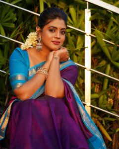 Iniya Instagram - 🌸PUTHAND NALVAAZHTHUKKAL 🌸 @twilightzone_photography @lumibellafashion @styleupramyasekar