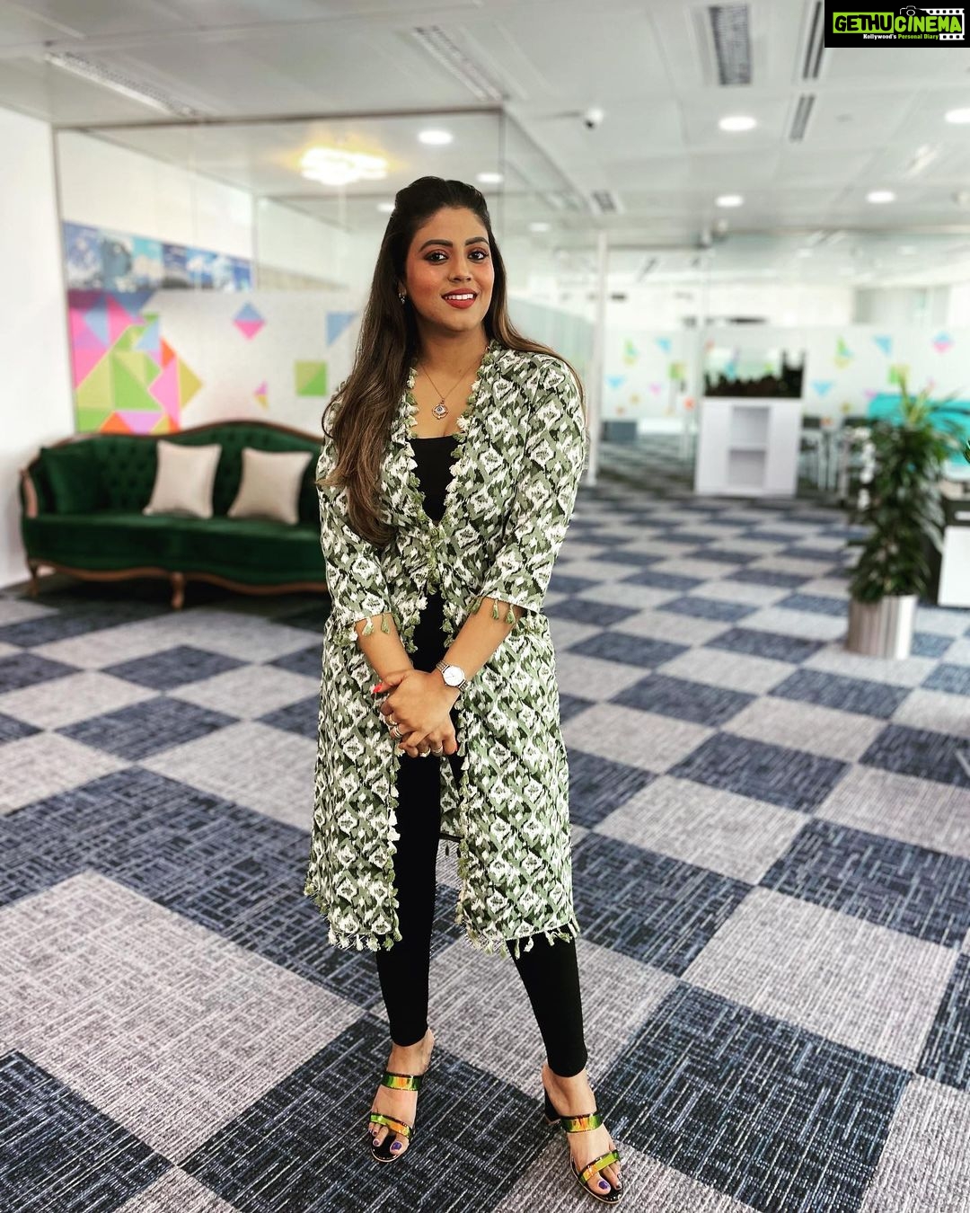 Iniya Instagram - It’s your road, yours alone. Others may walk it with you , but no one can walk it for u. #dubailife #dubai #uae #mydubai #dxb #dubaimall #dubailifestyle #abudhabi #dubaifashion #dubaimarina #burjkhalifa #dubaiblogger #visitdubai #dubaistyle #sharjah #emirates #love #dubaiinstagram #dubailuxury #travel #burjalarab #dubainight #expo #instagood #photography #dubaicity #jumeirah #dubaifood #uaelife #fashion