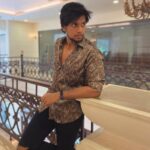 Irfan Instagram - Mindfulness means being awake. It means knowing what you are doing.” - Styling @zufar._muhammad