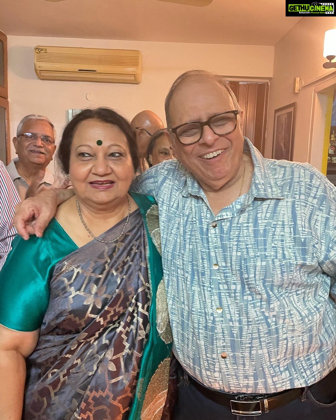 Isha Chawla Instagram - Our last birthday celebration together . I’m happy I was there , but how I wish I clicked some more pictures with papa . I wish I fed him a lil more cake . I wish I had just one drink with him …. I wish I had just one more birthday with him . Where I could hug him and say I LOVE YOU PAPA ♥️ FOREVER AND EVER .