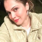 Isha Koppikar Instagram - Love yourself and yes, you can do anything you put your mind to! You are powerful 😊 #loveyourself #selflove #happiness #beyou #createyourownreality #inspireothers