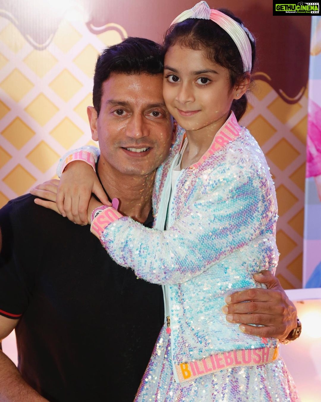 Isha Koppikar Instagram - To the two incredible fathers, Happy Father's Day! To Rianna’s dad, who held her tiny hands as she took her first step, thank you for being her superhero. Your love has been her strength. To Annu, you have been a pillar of wisdom and grace in my life, thank you for being our role model and inspiration. You've filled my childhood with countless memories, laughter, and warmth. Your stories have taught me valuable life lessons, and your love has been a constant source of comfort. We are so blessed to have you in our lives. Happy Father's Day! ❤️👨👧👧