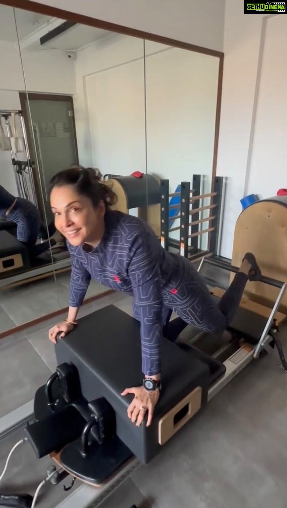 Isha Koppikar Instagram - Exercise is a celebration of what your body can do. Not a punishment for what you ate. @thepilatesstudiomumbai @varunnuts #morningroutine #pilates #exercise #fitness #noexcuses #doitforyou #fitfam #morningmotivation #fitnessreels #reelsinstagram #fitmom #getfit