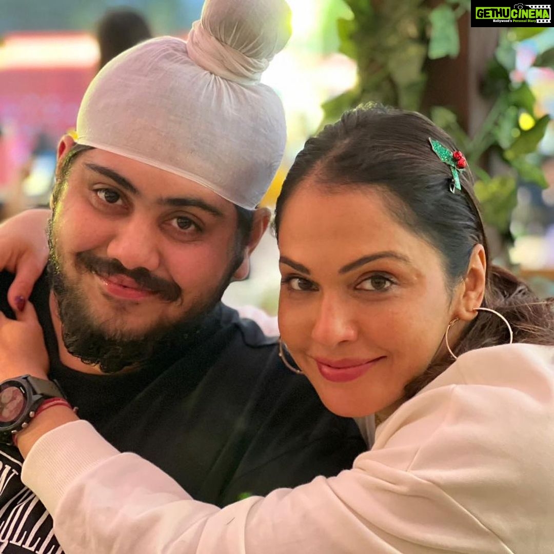 Isha Koppikar Instagram - To my partner in crime, You are one of the most charming, kind and supportive people I know. You are so positive and happy, and I wish you have a great 21st. May you always rise and shine and achieve all that your heart desires β¨ Happiest Birthday Rockstar @harmanraai_singh_sehgal_ π #birthdaywishes #friendslikefamily #famjam #friendsforlife #love #rockstar