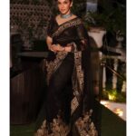 Isha Koppikar Instagram – 🖤🎬
#dadasahebphalkeaward
Saree – @pallavijaikishanofficial
Jewellery – @curiocottagejewelry
Watch – @rolex
Makeup – @pradeep_nohate
Hair stylist – @dazzlingsheetal
Photos by – @mk_click2
Assisted by – @nishanttiwariphotography
Managed by @dipalijoshi01 @vkcelebrities
Social media – @thekhyatigandhi