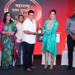 Isha Koppikar Instagram - Attended the Maharashtra Ratna Puruskar 2023 as the chief guest. Maharashtra Ratna Puruskar celebrated excellent Entrepreneurs and Individuals for their accomplishments and for overcoming challenging circumstances in their respective fields. #maharashtraratnapuruskar2023 #awards #chiefguest #awardshow #enterpreneur