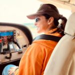 Isha Koppikar Instagram - Co-piloted a charter flight @fly.als from Masai Mara to Nairobi. Thank you @thegamedrive for making my dreams come true. @naurori_jeff #masaimara #copilot #flying #upintheair #fun #reelsofinstagram #reelitfeelit