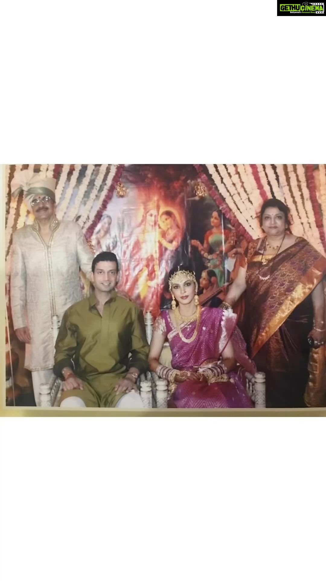 Isha Koppikar Instagram - Dear Mumma and Pappa, Happy Anniversary ❤️ Hope you have a wonderful day. I love you so much, that you will fall down. No parents could be better than you two. Best regards, Riri ❤️ #anniversary #love #family #famjam