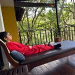 Isha Koppikar Instagram - Rianna and I just sat silently while we soaked ourselves in nature before going for a herbal massage. So calming while connecting with nature. #nature #meditation #calming #relaxing #likemotherlikedaughter #calm #incredibleindia #indiantourism #indiapictures #indiaclicks #morning #happyholidays