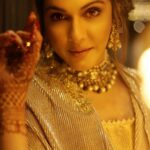 Isha Koppikar Instagram - Glammed up for the premier of LOVE YOU LOKTANTRA. I am so excited for you to go watch this political satire in theatres now! 🎥 Make up by @makeupbypoojabathija Hair by @shab_qureshi786 Outfit by @bhairavijaikishan Jewelry by @jet_gems Video by @shaurya_bajpai Managed by @dipalijoshi01 and @vkcelebrities @zurichmediahouse #ishakoppikar #loveyouloktantra #newrelease #movie #gowatch #theatre #bollywoodmovie #movies
