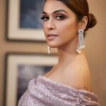 Isha Koppikar Instagram - Be the queen you are meant to be 👸 Outfit - @neeturohra_india Makeup - @nehaashahartistry Hairstylist - @alex.luchavez Photo Team- @anoop.devaraj @adeelzzz dhirajsmahajan Managed by @vkcelebrities and @dipalijoshi01