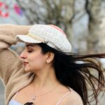 Ishaani Krishna Instagram - 🥲 #reel#instareel#expectationvsreality#switzerland#trend #trending