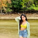 Ishaani Krishna Instagram - 💚🩵 #thailand#phiphislands Phi Phi Islands