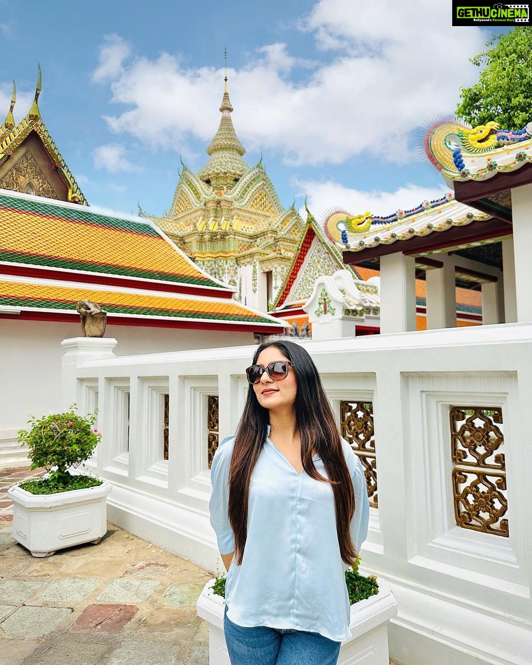 Ishaani Krishna Instagram - 🤍🩵 Watpho Temple Thailand