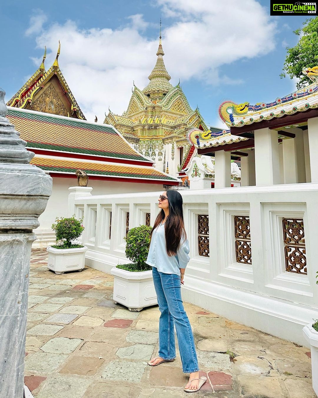 Ishaani Krishna Instagram - 🤍🩵 Watpho Temple Thailand
