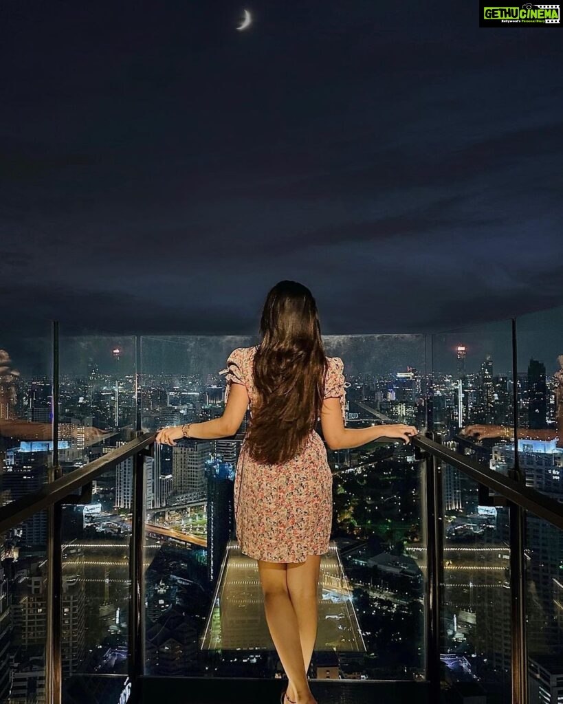 Ishaani Krishna Instagram - Starry Skylines 🌃 @pickyourtrail @banyantreebangkok #thailand#bangkok Banyantree Bangkok