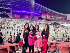 Ishaani Krishna Instagram - 🖤🩷

#blackpink#concert#bornpink#lisa#jennie#jisoo#rosé#blinks #bangkok#thailand#kpop