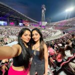 Ishaani Krishna Instagram – 🖤🩷

#blackpink#concert#bornpink#lisa#jennie#jisoo#rosé#blinks #bangkok#thailand#kpop Black pink in your area