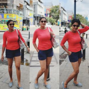 Kaniha Instagram - Somewhere in the heart of Bangalore!

This place always has my ❤️

#casual #keepingitreal #bangalore #streetphotography