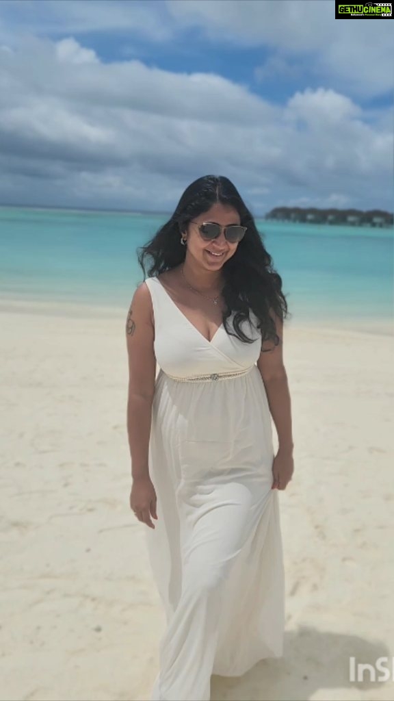 Kaniha Instagram - One last reel to paint your screen with those pretty shades of blue!! 💙💙💙 #beachvibes #Maldives Sun Siyam Olhuveli