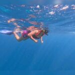 Kaniha Instagram - Life felt so different and beautiful under water. I overcame a bit of fear when my son dragged me to go with him this morning! Im grateful for the beauty i experienced many metres below the sea. This video does no justice but just wanted to share a glimpse of what my eyes saw with yall! #maldives #underwater #coralreefs #snorkelling Thank You @zainnnn__ my son and I totally loved it ❤️