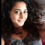 Kaniha Instagram - Sometimes good things end coz better things are in store 😊❤️😊 Makes sense right!!😊 #positivity #powerofpositivity #positivethoughts Chennai, India