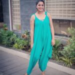 Kaniha Instagram - Why this post? Coz I miss seeing myself up on my feet.. 😵‍💫😵‍💫 Looks like I should make do with these pics for now!! #stayingpositive #patience #lifeisgood Chennai, India