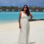 Kaniha Instagram - All good things come to an end, so we can seek greater things 🙂 My eyes have captured the best visuals, My heart is filled with happiness, And I take back great memories! Buh- bye Maldives!!💙 A beach person then, now and always!❤️ And that's a wrap at Maldives @sunsiyamolhuveli A big shout out to @touronholidays for puttin this trip together for us. #holidays #Maldives #happyme #50shadesofblue Sun Siyam Olhuveli