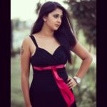 Kaniha Instagram - Like a gift wrapped in Red Ribbon! ❤️🖤❤️ Chennai, India