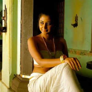 Kaniha Instagram - These clicks from the movie 'Pazhassiraja' are so special. Absolutely love the lighting, the tone, the
 no make up period look.
Each frame looked like a live painting.
With this movie I lived my dream of starring in a period biopic film. A million thanks to Director Hariharan Sir.

Clicked by our cinematographer Manoj Sir @manoj_pillai_dop himself.

Some pictures leave behind a 1000 memories.
These sure do!

#memories #memoriesforlife #pazhassiraja #kaitherimakkam #hariharansir