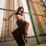 Kanika Mann Instagram - Which game you best at ?? . . . Styled by: @styleitupbyaashna Shot & edited by: @deepak_das_photography @kakali_das_photography Outfit: @cladclan Hair & Makeup: @celebsmakeupbysejal @makeoverbysejalthakkar #kanikamann