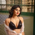 Kanika Mann Instagram - Which game you best at ?? . . . Styled by: @styleitupbyaashna Shot & edited by: @deepak_das_photography @kakali_das_photography Outfit: @cladclan Hair & Makeup: @celebsmakeupbysejal @makeoverbysejalthakkar #kanikamann