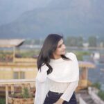 Kanika Mann Instagram – Baby hairs of this baby is too babyish 😏
@traveligo_
@basitalie