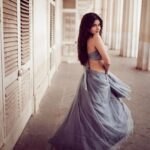 Kanika Mann Instagram - What’s that magic in you ?? . . Styled by: @styleitupbyaashna Outfit: @mona_fashion_studio07 Photography: @mirajverma_photography Makeup & Hair: @celebsmakeupbysejal @makeoverbysejalthakkar
