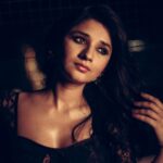 Kanika Mann Instagram - Styled by: @styleitupbyaashna Shot & edited by: @deepak_das_photography @kakali_das_photography Outfit: @thefeminiquestore Hair & Makeup: @celebsmakeupbysejal @makeoverbysejalthakkar