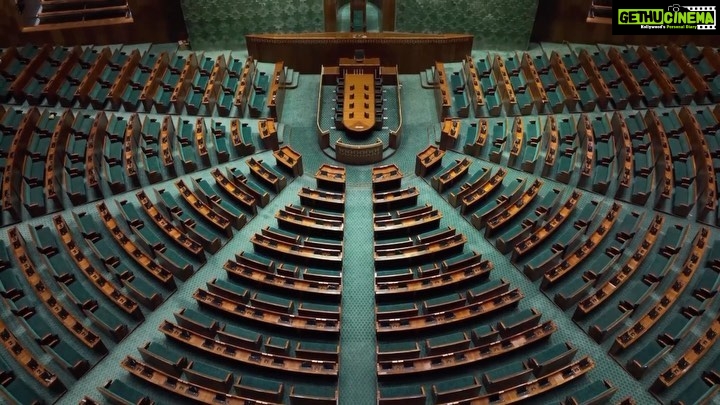 Karan Johar Instagram - Four new walls for a nation rooted in culture, heritage & an imperishable legacy. The new Parliament building blazes a trail for a new India - ripe with brimming innovation, ideas and upholding the pride of the nation. Sincere wishes and gratitude to our @narendramodi ji for creating one home that represents all Indians. Jai hind!🇮🇳 #MyParliamentMyPride