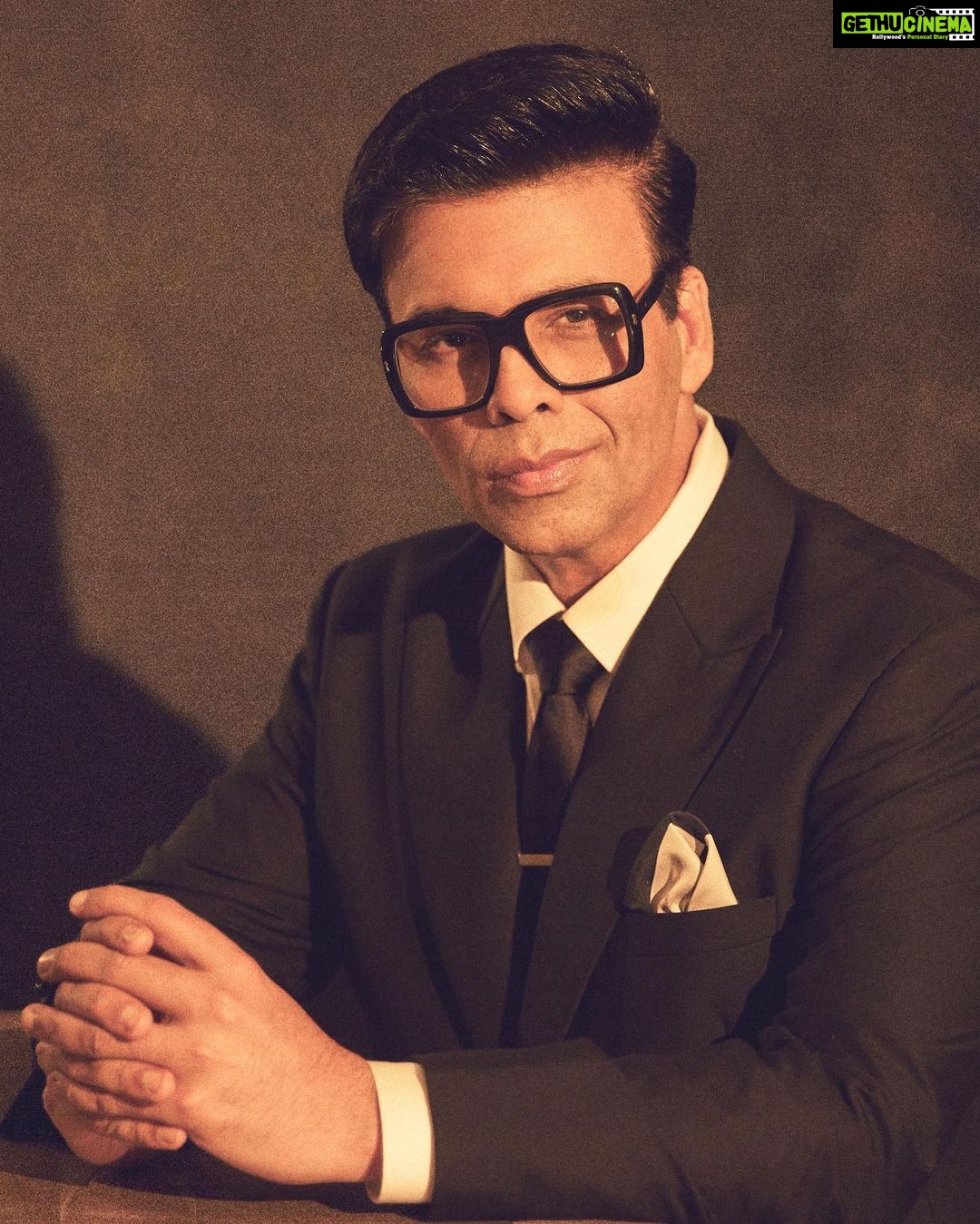 Karan Johar Instagram - I do what suits me…. You? Styled by @ekalakhani in a suit tailored by @masculineofficial 📷 @sheldon.santos