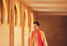 Karan Johar Instagram - It was such a warm and intimate shaadi…. And it was the most fun to dress for mere do yaars ki shaadi! Blessings to Sid and Kiara and so much love to the maverick magician and marvellous @manishmalhotra05 @manishmalhotraworld for not only outdoing himself for the bride and groom but also giving me the most gorgeous ensembles to celebrate the loving couple!!!! Manish you’re the best! Love you!!! Styled by @ekalakhani managed by @len5bm 📷 @sheldon.santos