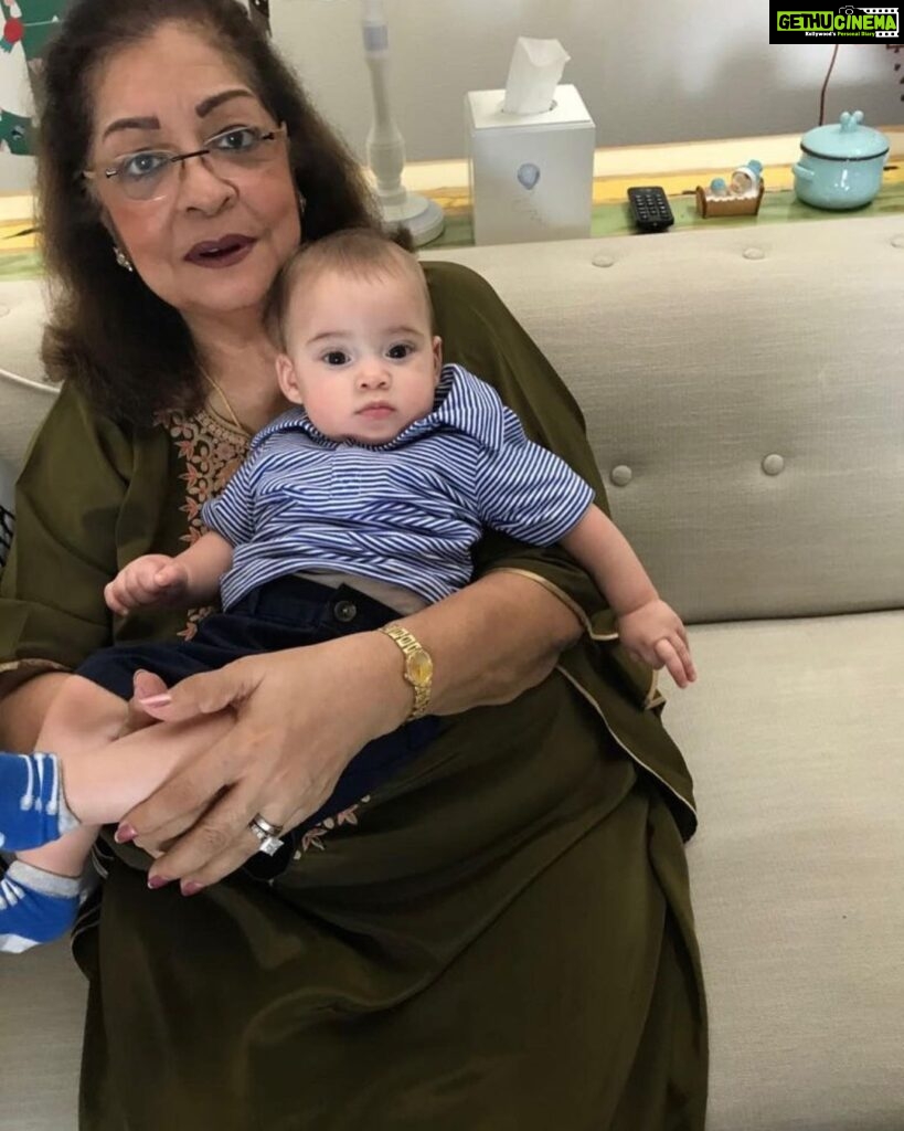 Karan Johar Instagram - Roohi , Yash and I are blessed to have you as our Rock , our pillar, our conscience and our heartbeat…. Love you mama to the moon and back❤️❤️❤️❤️ #happymothersday