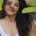 Kavya Shetty Instagram – 𝑺𝒖𝒎𝒎𝒆𝒓 𝑮𝒍𝒐𝒘 ☀️🤍

Click @snabhi 
Mua @hamsa_santosh Bangalore, India