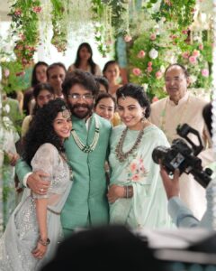 Kavya Shetty Instagram - #BTS from @kalyanjewellers_official shoot with Nag Sir #nagarjunaakkineni #gbvijaydirection #kmr #kavyamanohar 📸 @rainbowmedia_photography Hyderabad