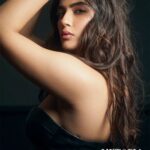 Kavya Thapar Instagram - Kavya’s filmography spans across a wide variety of films by now, with distinct plots, genres, roles and of course, languages. “I don’t think I can be biased when it comes to my work. Every project I take up I believe in 100% and it’s like my baby.” . Actress - Kavya Thapar @kavyathapar20 Magazine - L’utopia Magazine @lutopiamagazine  Editor-in-chief - Aparajita Jaiswal @davis_griffo Co-founder - Rahul Kumar @thewildstallion.in Photographer: Amyn @amyn.hooda  Makeup Artist & Hair Stylist: Priyanka Chourasia @priyankachourasia342 Krisha Shah @krishas_vanity Agency: Runway Lifestyle @runwaylifestyl Studio: Runway Lifestyle Studio @runwaylifestylestudio Artist Management and Reputation - Shimmer Entertainment @shimmerentertainment . . . . #celebritycover #magazinecover #cover #magazine #actress #celebrity #press #media #coverstory #feature #publish #lutopia #lutopiamagazine #model Mumbai - मुंबई
