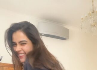 Kavya Thapar Instagram - Anything for my boo 🥹🥰 what do you do to cheer your love up ? Tell me in the comments ⬇️⬇️ P.s. Self recording this for my future boo to note 📝🤓 #bumchikabum #goofball . . . . . . . . . . . . . . . . . . . . . . . . . . . . . . . . . . . #reels #reelsinstagram #reelsvideo #reel #reelitfeelit #réel #reelsindia #reelindia #reelkarofeelkaro #reelinstagram #actress #reellife #actresslife #actresslifestyle #diwali #videography #beauty #feeling #dance #dancereels #dancer #kavyathapar #kavyathapar20 #trendingreels #trending #trendingsongs #trendingnow #trend Prague, Czech Republic